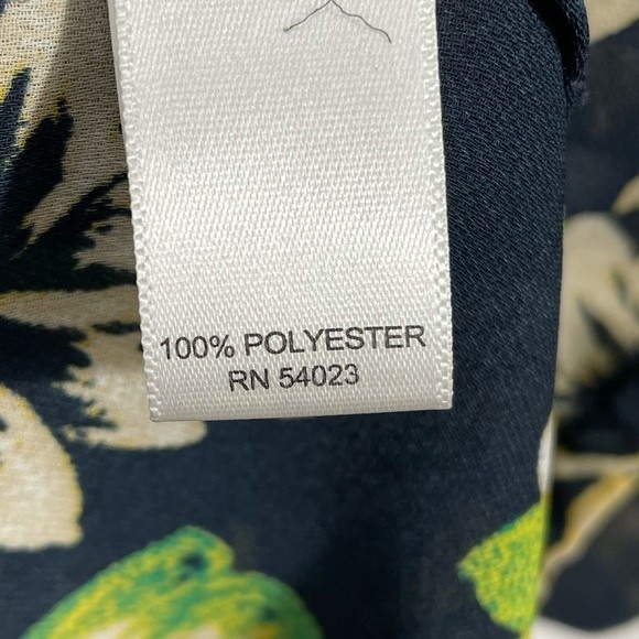 Banana Republic Ivy League Green Floral Print Blouse - Picture 14 of 16